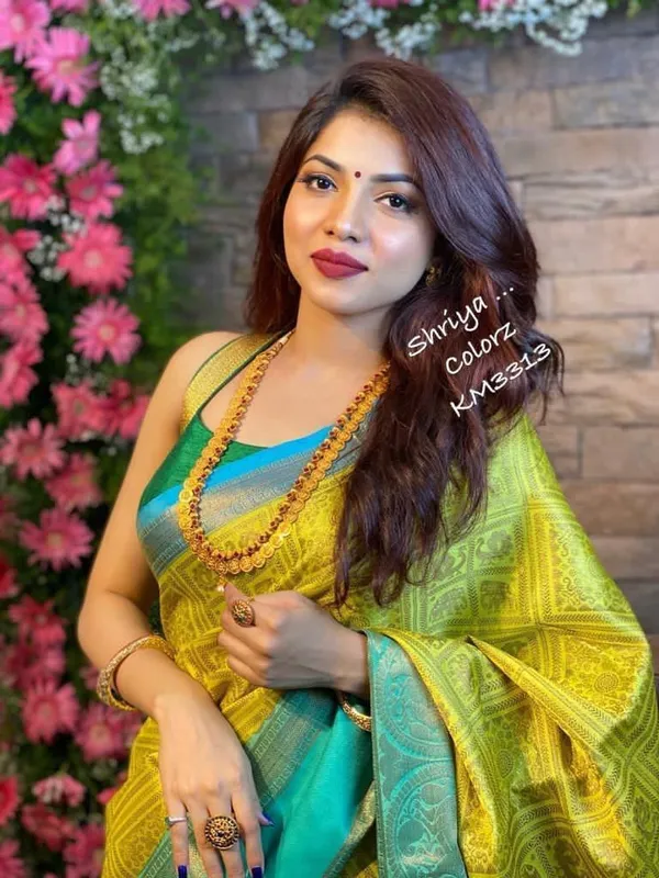 Yellow_And_Sky_Blue_Soft_Silk_Saree_With_Unstitched_Blouse_For_Women