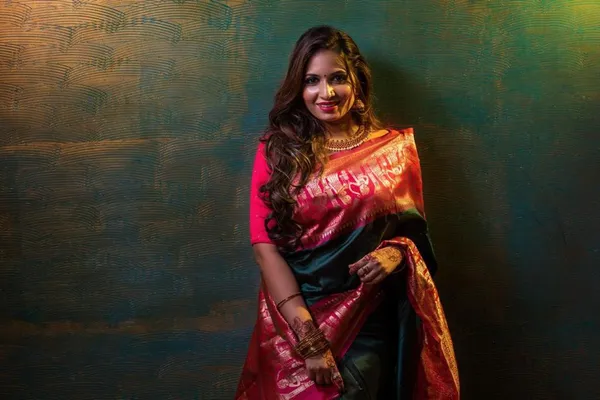 Green_Pink_Soft_Silk_Saree_With_Unstitched_Blouse_For_Women