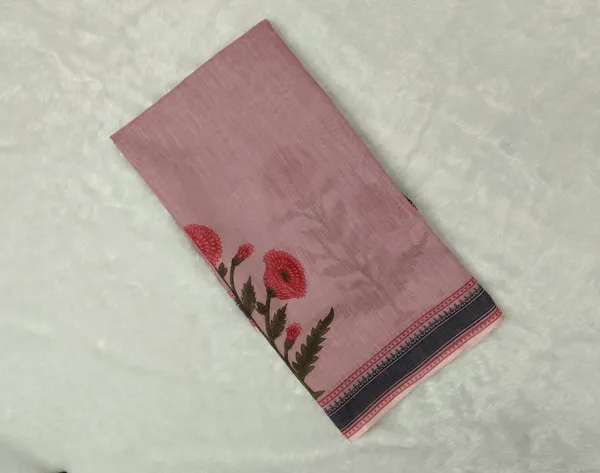Saree_With_Unstitched_Blouse_For_Women
