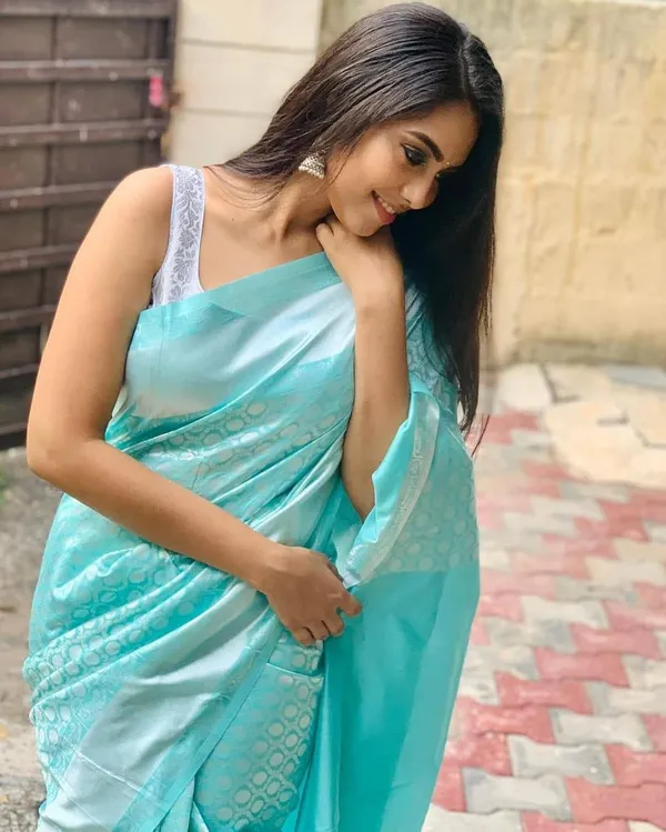 Sky_Blue_Soft_Silk_Saree_With_Unstitched_Blouse_For_Women