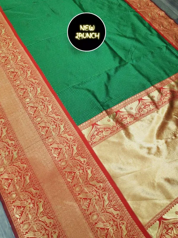 Green_Silk_Saree_With_Unstitched_Blouse_For_Women