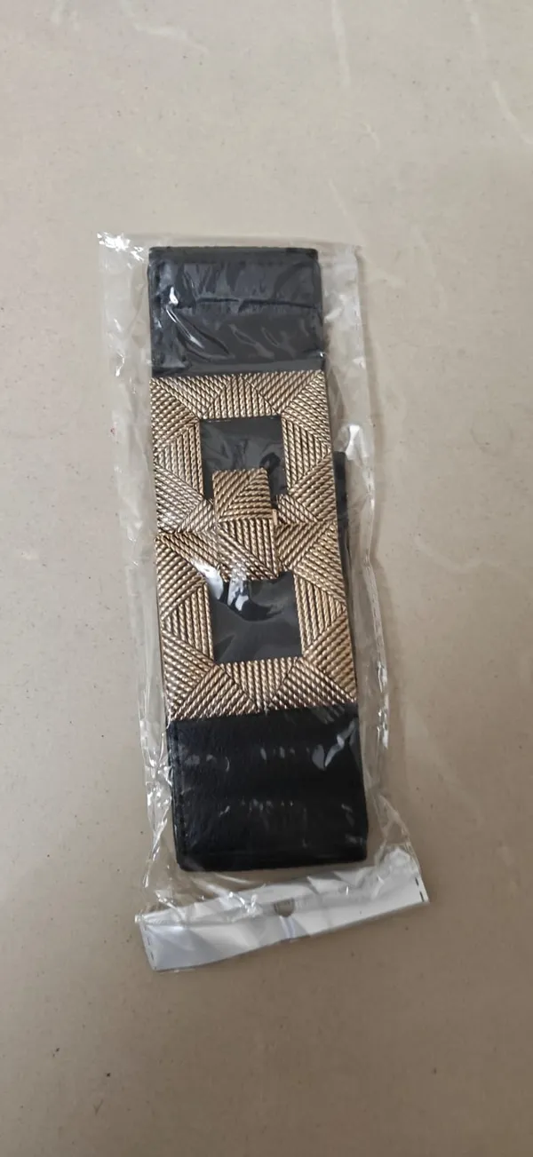Black_Elastic_Belt_With_Gold_Double_Rectangle_Buckle_For_Women
