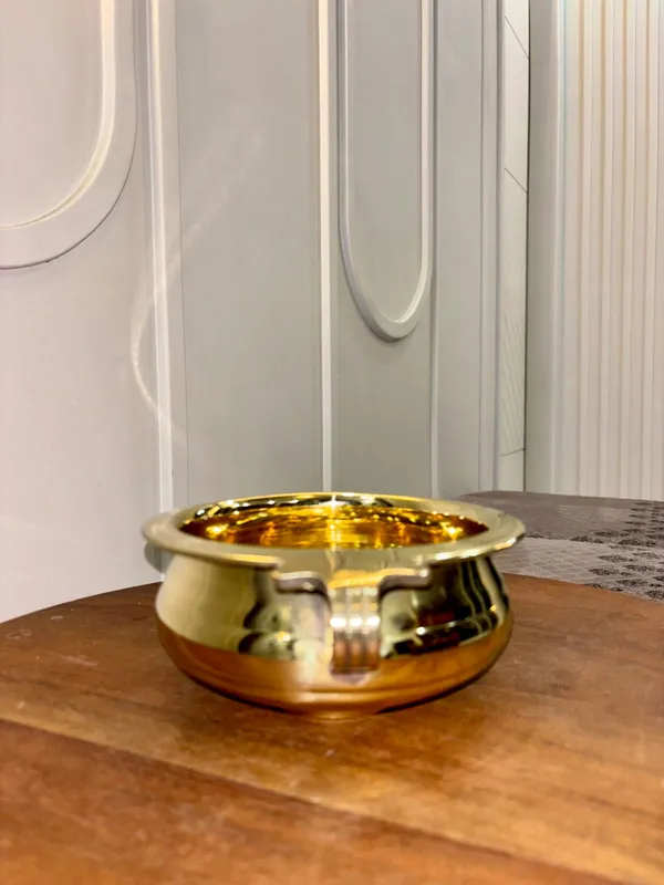 Gold_Brass_Decorative_Urli_Bowl_With_Handles