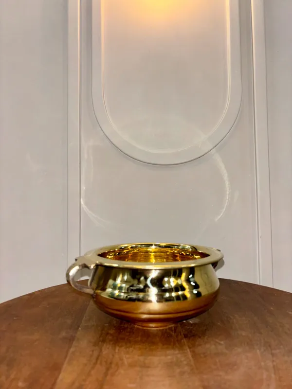 Gold_Brass_Decorative_Urli_Bowl_With_Handles