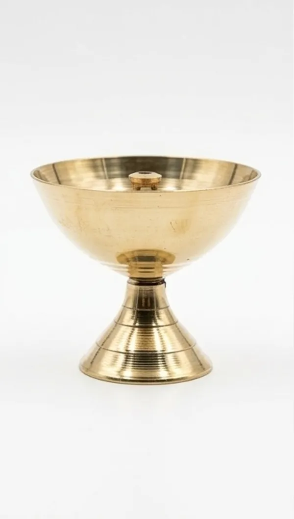 Gold_Brass_Traditional_Pooja_Diya_Stand