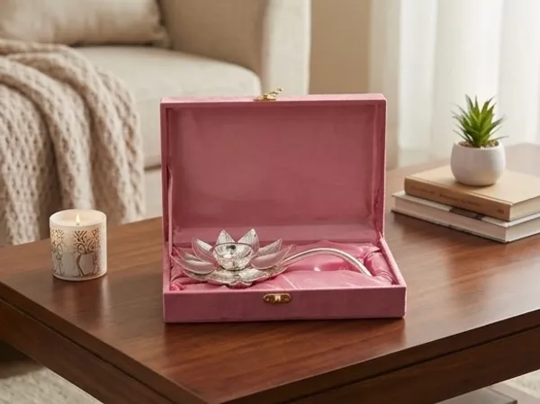 Silver_Iron_Lotus_Shaped_Diya_With_Handle
