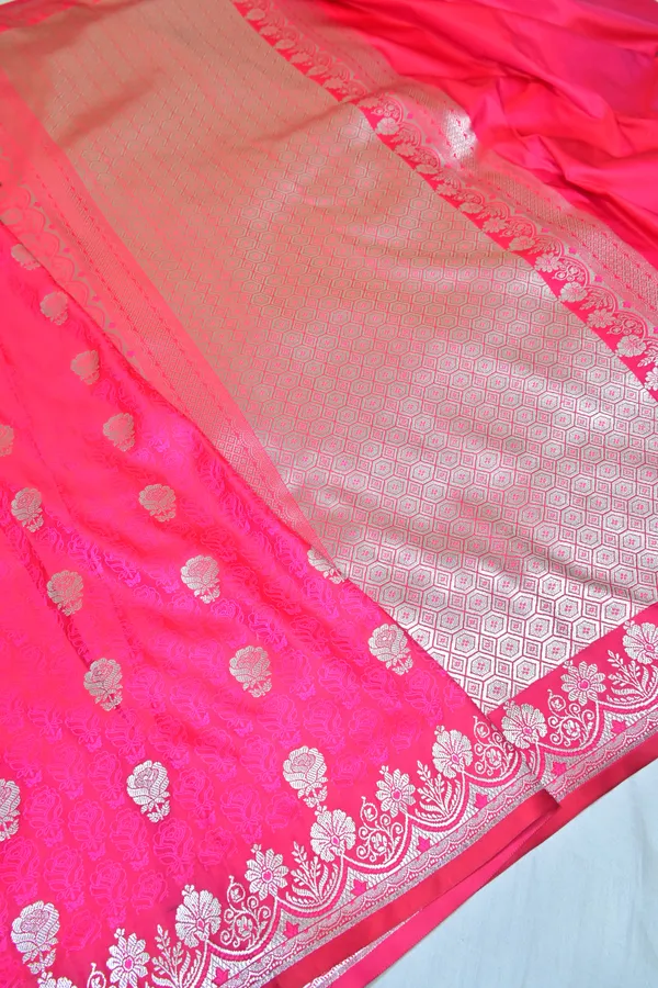 Premium_Rani_Katan_Banarasi_Silk_Saree_With_Silver_Zari_Floral_Buta_Traditional_Wedding_Festive_Wear