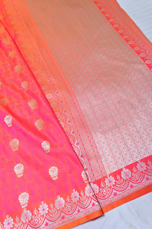 Premium_Strawberry_Katan_Banarasi_Silk_Saree_With_Silver_Zari_Floral_Buta_Traditional_Wedding_Festive_Wear