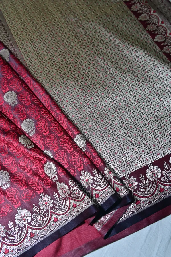 Premium_Deep_Wine_Katan_Banarasi_Silk_Saree_With_Silver_Zari_Floral_Buta_Traditional_Wedding_Festive_Wear