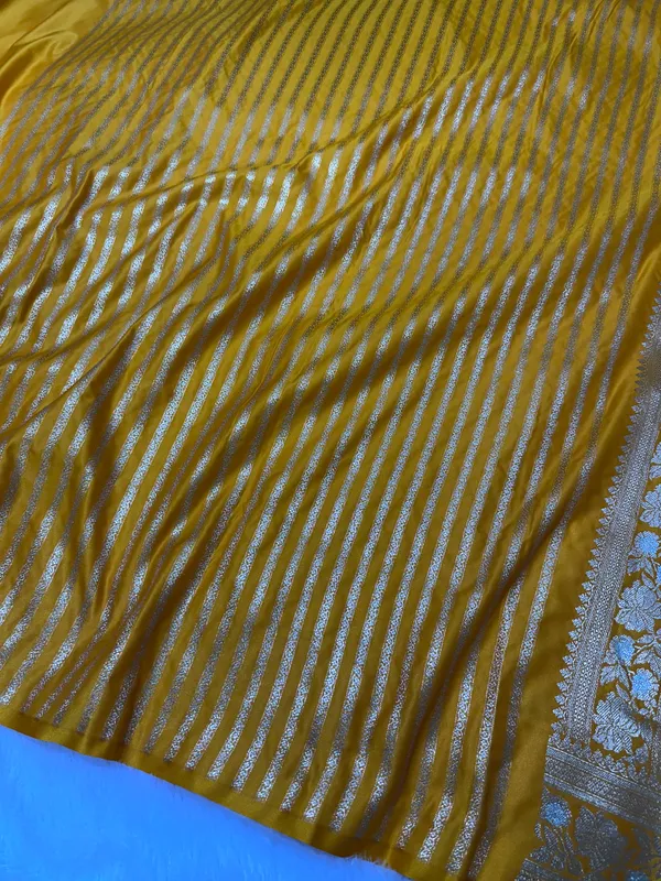 Premium_Yellow_Banarasi_Silk_Saree_With_Rich_Gold_Silver_Double_Zari_Weaving
