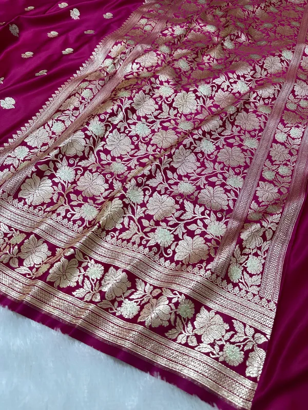 Premium_Rani_Pink_Banarasi_Silk_Saree_With_Rich_Gold_Silver_Double_Zari_Weaving