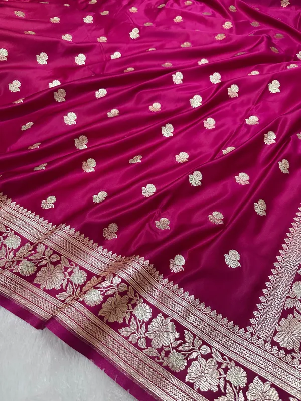 Premium_Rani_Pink_Banarasi_Silk_Saree_With_Rich_Gold_Silver_Double_Zari_Weaving