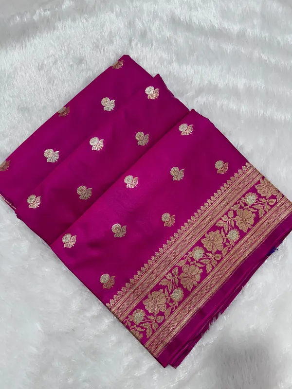 Premium_Bright_Pink_Banarasi_Silk_Saree_With_Rich_Gold_Silver_Double_Zari_Weaving