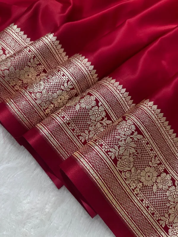 Luxury_Ruby_Red_Plain_Silk_Saree_With_Rich_Banarasi_Border