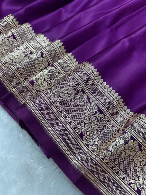 Luxury_Violet_Plain_Silk_Saree_With_Rich_Banarasi_Border