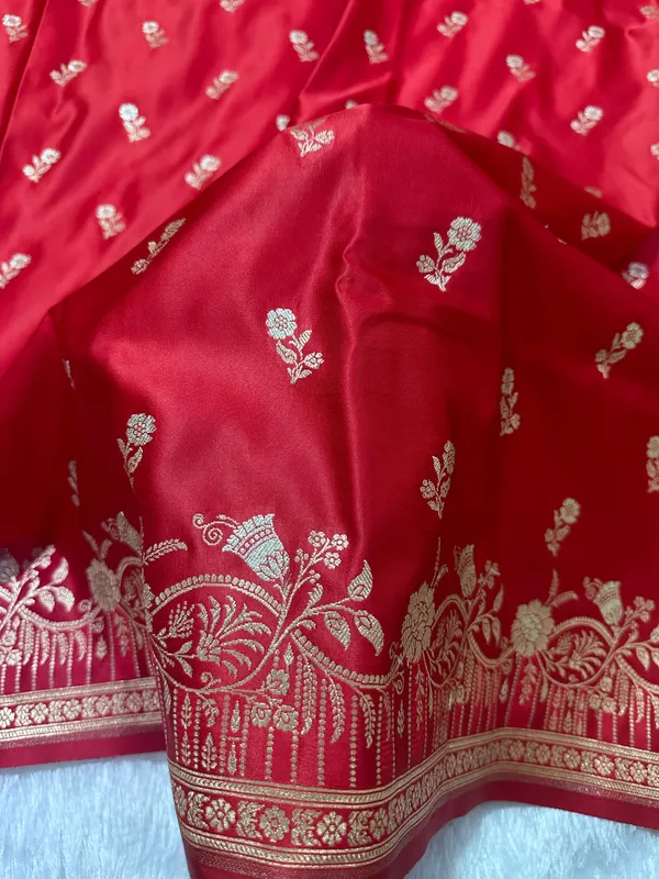 Premium_Crimson_Red_Banarasi_Silk_Saree_With_Elegant_Double_Zari_Buti_Border