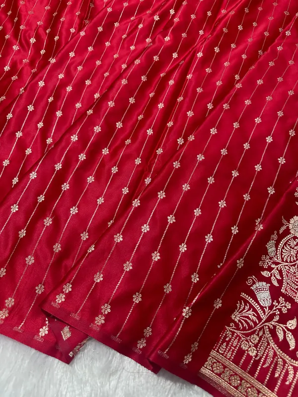 Premium_Crimson_Red_Banarasi_Silk_Saree_With_Elegant_Double_Zari_Buti_Border