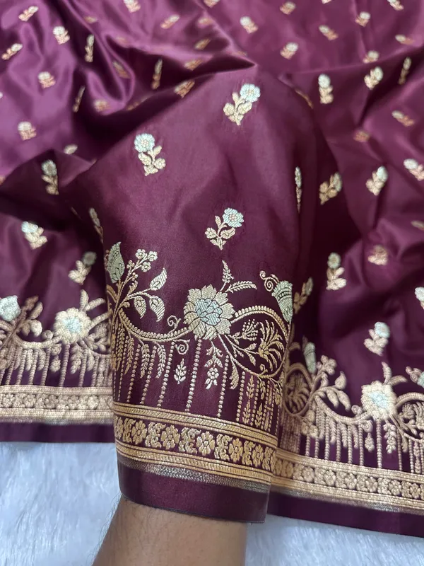 Premium_Deep_Wine_Banarasi_Silk_Saree_With_Elegant_Double_Zari_Buti_Border_Nbsp