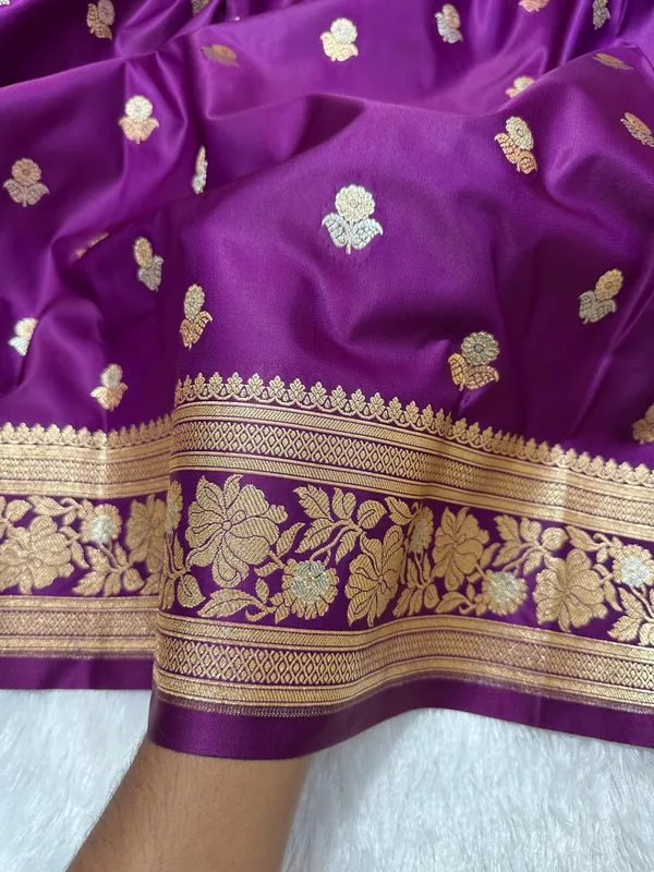 Premium_Royal_Purple_Banarasi_Silk_Saree_With_Elegant_Double_Zari_Buti_Border_Nbsp