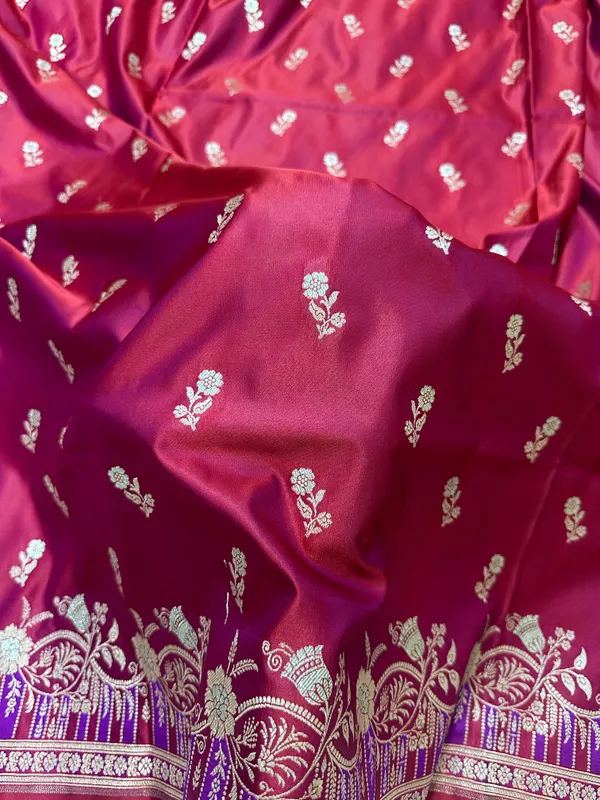 Premium_Magenta_Silk_Saree_With_Elegant_Double_Zari_Buti_Border