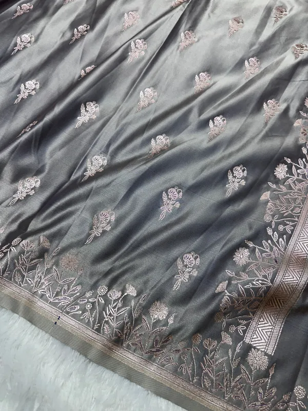 Moonstone_Grey_Banarasi_Saree