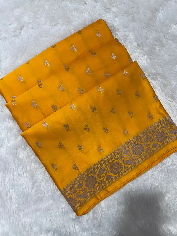 Royalgold_Yellow_Banarasi_Saree_With_Woven_Buti