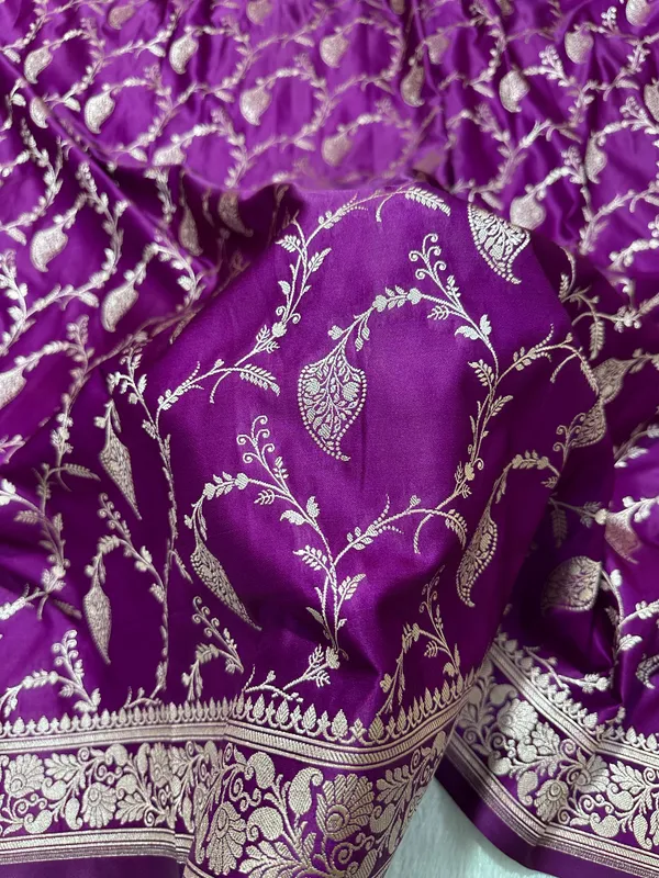 Royal_Purple_Banarasi_Saree
