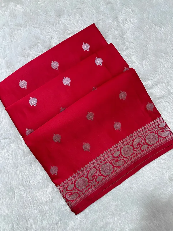 Royal_Maharani_Red_Banarasi_Silk_Saree