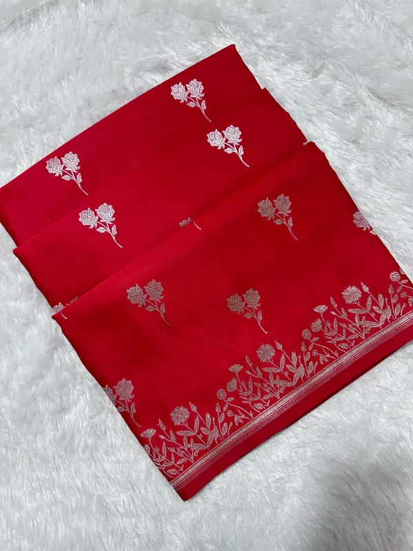 Royal_Maharani_Red_Banarasi_Silk_Saree
