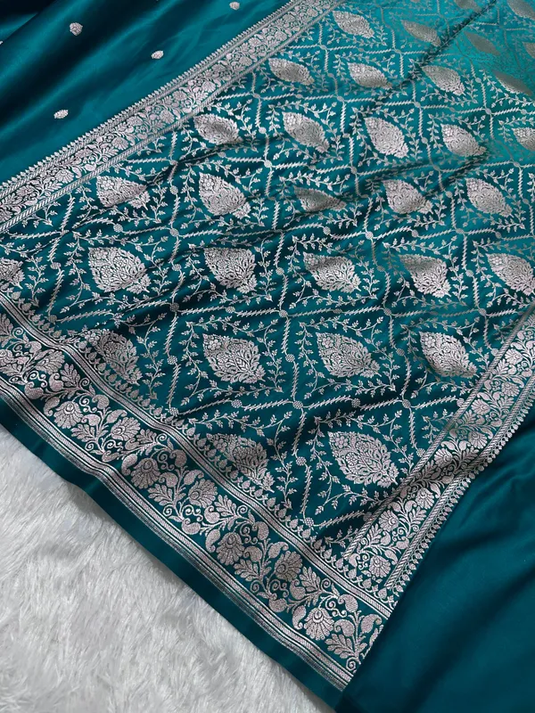 Royal_Ocean_Teal_Banarasi_Silk_Saree