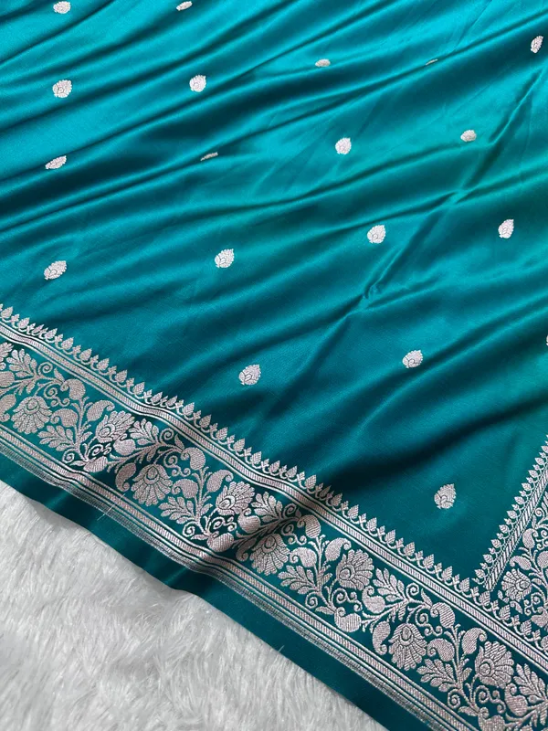 Royal_Ocean_Teal_Banarasi_Silk_Saree