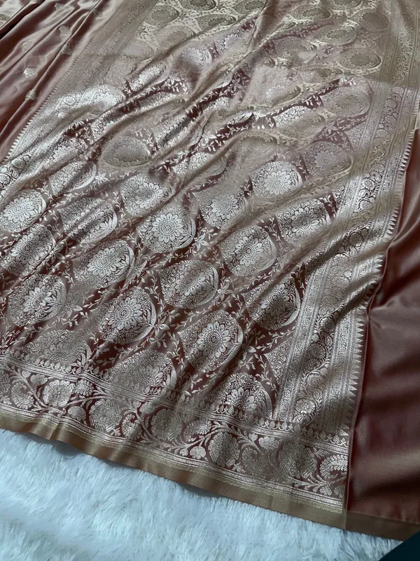 Dusty_Rose_Pink_Banarasi_Silk_Saree