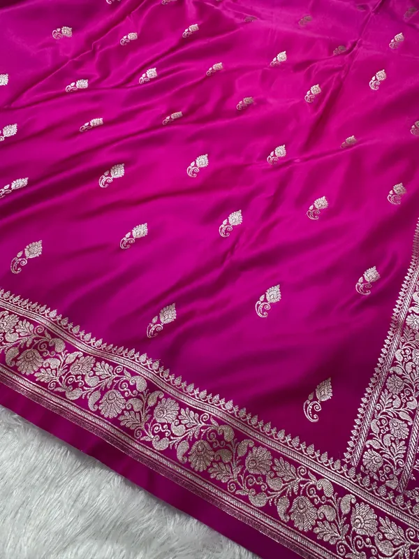 Royal_Magenta_Or_Rani_Pink_Banarasi_Silk_Saree