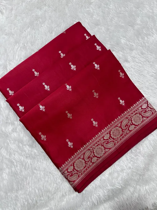 Royal_Bridal_Red_Banarasi_Silk_Saree