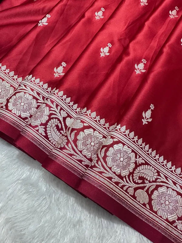 Royal_Bridal_Red_Banarasi_Silk_Saree