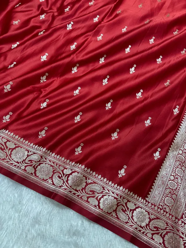 Royal_Bridal_Red_Banarasi_Silk_Saree