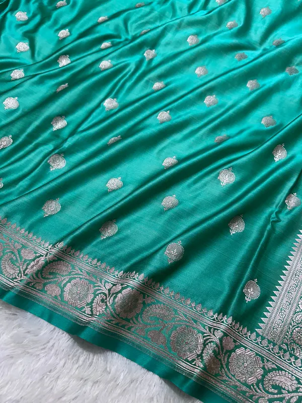 Elegant_Sea_Green_Banarasi_Silk_Saree