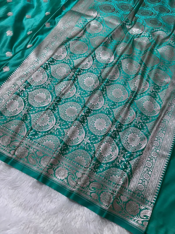 Elegant_Sea_Green_Banarasi_Silk_Saree