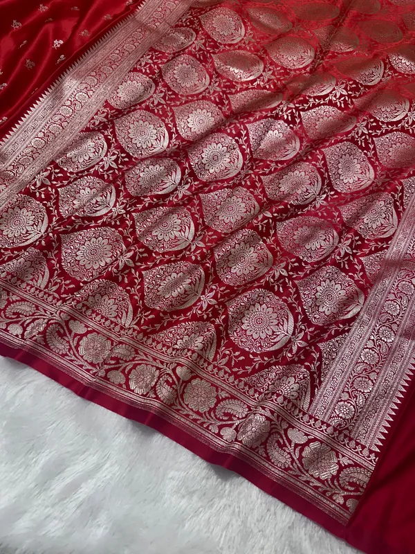 Royal_Bridal_Red_Banarasi_Silk_Saree