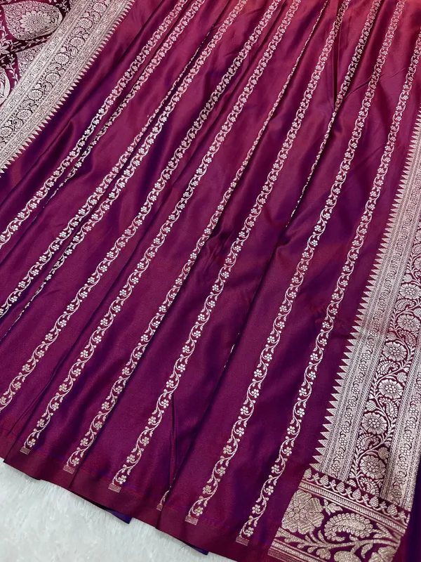 Premium_Deep_Magenta_Banarasi_Silk_Saree_With_Elegant_Double_Zari_Buti_Border_Nbsp