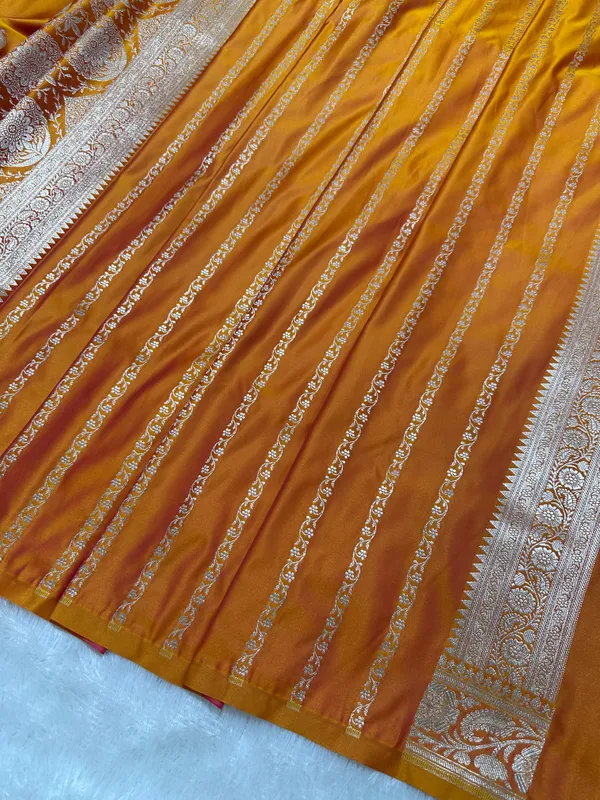 Premium_Mustard_Gold_Banarasi_Silk_Saree_With_Elegant_Double_Zari_Buti_Border