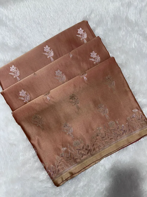 Premium_Dusty_Rose_Banarasi_Silk_Saree_With_Elegant_Double_Zari_Buti_Border