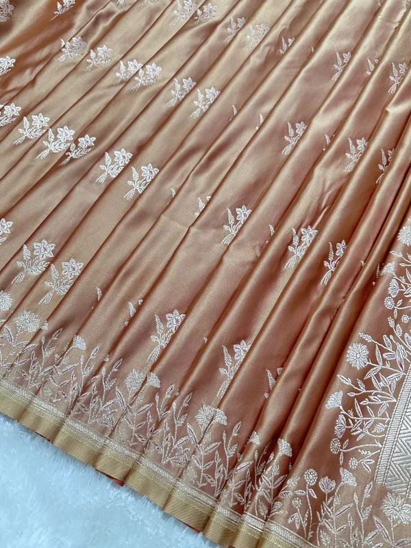 Premium_Dusty_Rose_Banarasi_Silk_Saree_With_Elegant_Double_Zari_Buti_Border