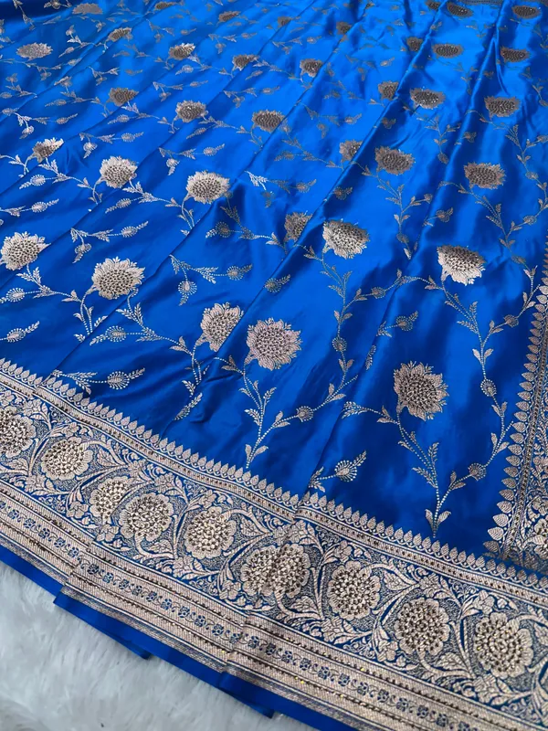 Royal_Blue_Pure_Katan_Silk_Banarasi_Saree_With_Intricate_Floral_Jaal_And_Traditional_Copper_Zari_Weaved_Border