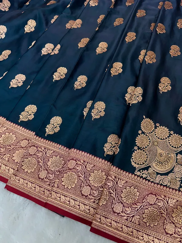 Ink_Blue_Pure_Silk_Banarasi_Saree_With_Majestic_Peacock_Flower_Jhumka_Motif_And_Copper_Zari_Ganga_Jamuna_Border
