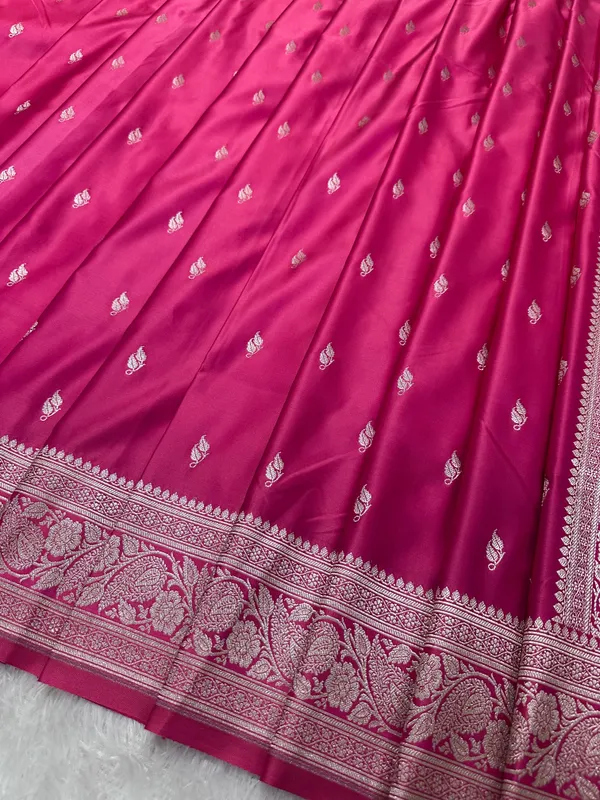 Rani_Pink_Katan_Silk_Banarasi_Saree_With_Traditional_Paisley_Border_And_Subtle_Copper_Zari_Micro_Butis_Copy