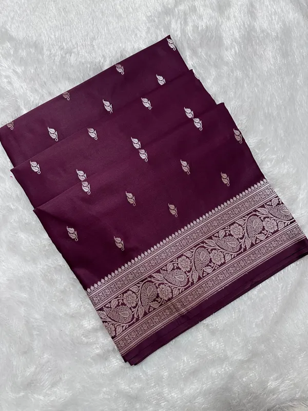 Deep_Plum_Katan_Silk_Banarasi_Saree_With_Heritage_Copper_Zari_Kalka_Bel_Border_And_Intricate_Leaf_Sprigs