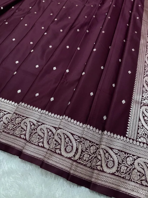 Deep_Wine_Katan_Silk_Banarasi_Saree_With_Traditional_Paisley_Border_And_Shimmering_Copper_Zari_Micro_Butis