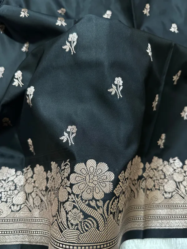 Black_Katan_Silk_Banarasi_Saree_With_Fine_Antique_Copper_Zari_Arch_Bell_Jhallar_Border