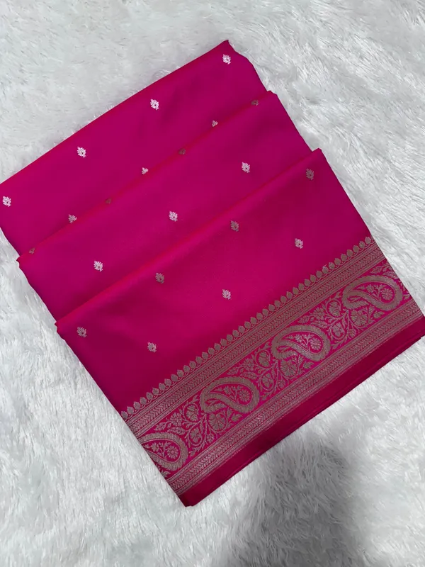 Rose_Pink_Katan_Silk_Banarasi_Saree_With_Fine_Antique_Copper_Zari_Arch_Bell_Jhallar_Border